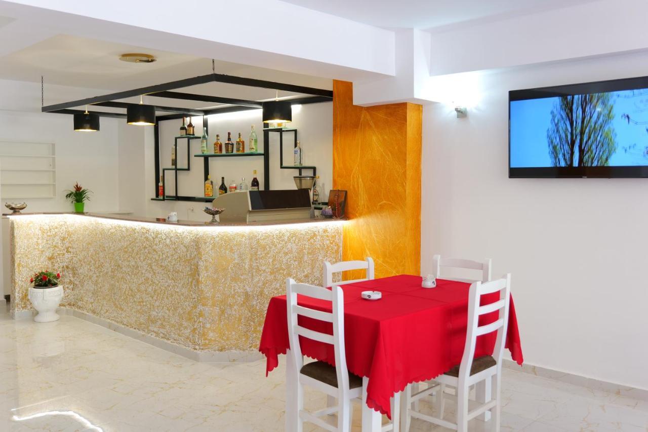 Elite Hotel Саранде Екстериор снимка