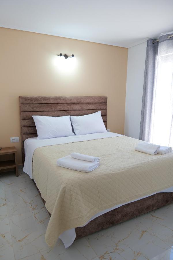 Elite Hotel Саранде Екстериор снимка
