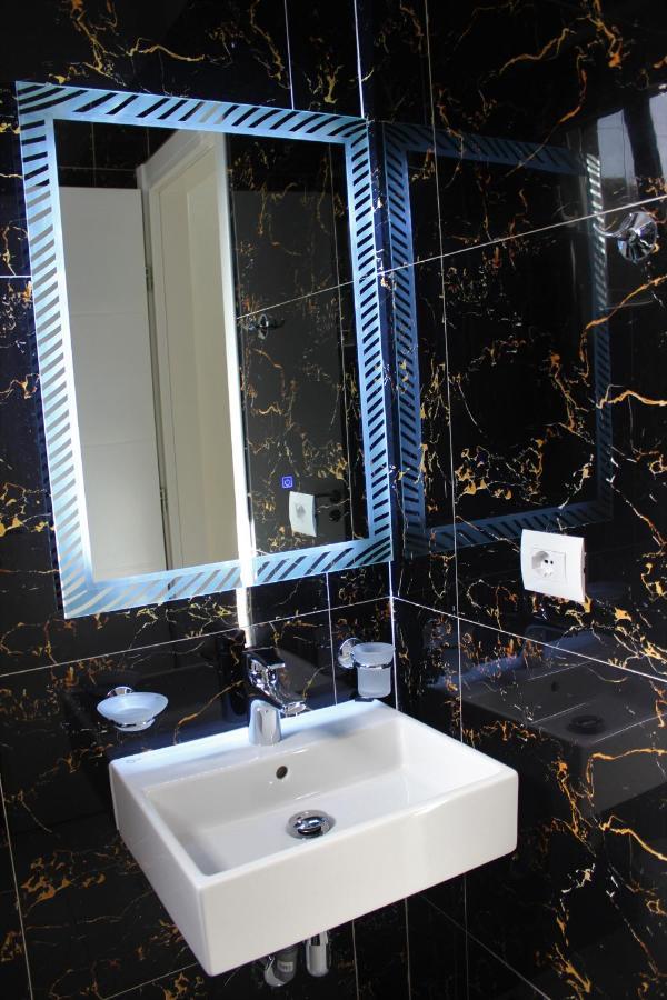 Elite Hotel Саранде Екстериор снимка